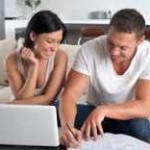 couple qui test la compatibilité des prénoms
